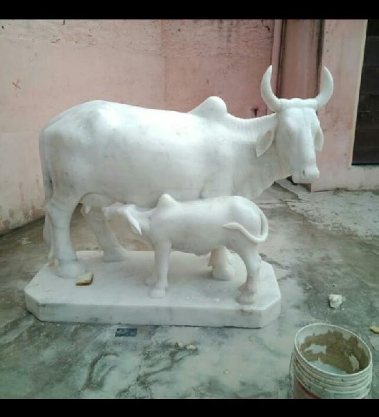 White Marble Cow & Calf Statue, for Temple, Size : 1.5 Feet