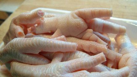 Frozen chicken paws, Style : Dried