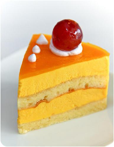 Mango Pastry, Taste : Sweet