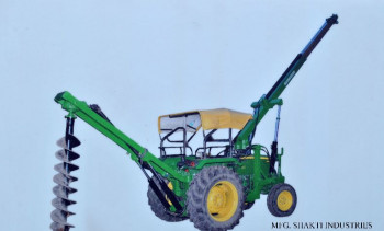 Tractor Operated Cast Iron Pole Erection Machine, for Constructional, Industrial, Feature : Attractive Colors