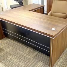 Non Ploished Plain Aluminium office tables, Size : Standard