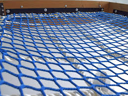 Laminated Finished Nylon hammock nets, for Graden Use, Size : 220x300 Cms, 240x320 Cms, 260x340 Cms