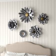 Polished Aluminum wall decor, Feature : Attractive Look, Easy To Clean, Eye Catching Appearance, High Quality