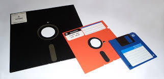 Plastic floppy disk, for Date Storage, Color : Black, White