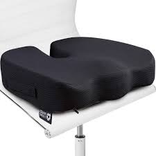 Cotton Plain Chair Seat Pad, Feature : Anti-Wrinkle, Easily Washable, Embroidered, Impeccable Finish