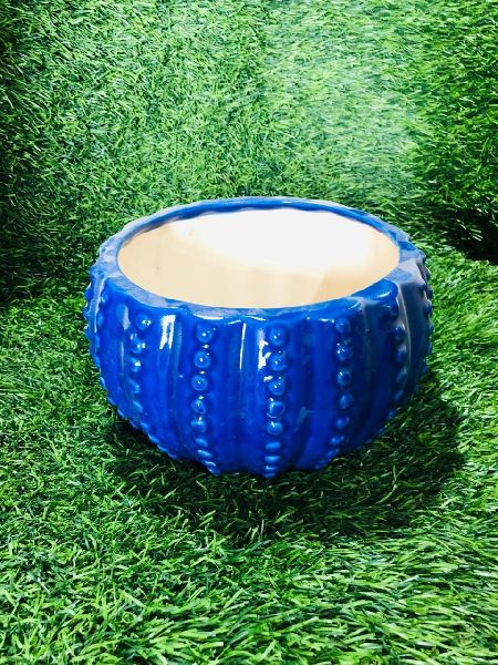 Dotted Polished Ceramic Planter, Portable Style : Standing