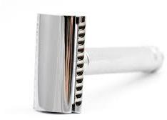 Rectangular Iron Single Blade Razor, for Hair Cutting, Shaving, Feature : Disposable, Eco Friendly