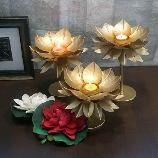 Plain Iron Lotus Candle Stand, Packaging Type : Cartoon Box