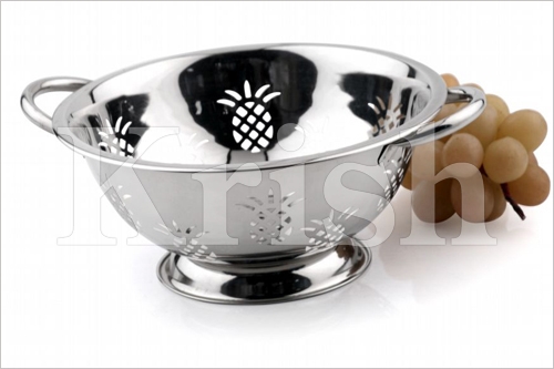 Deep Colander With Pineapple Cuttings, for Home, Hotel, Shop