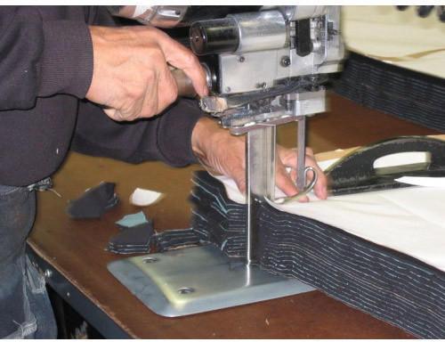 cloth cutting machine