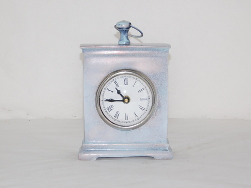 Aluminum Table Clock, Packaging Type : Thermocol Box