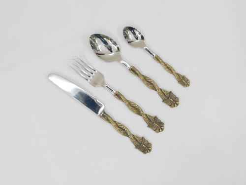 Polished Stainless Steel Antique Flatware Set, Packaging Type : Corrugated Boxes