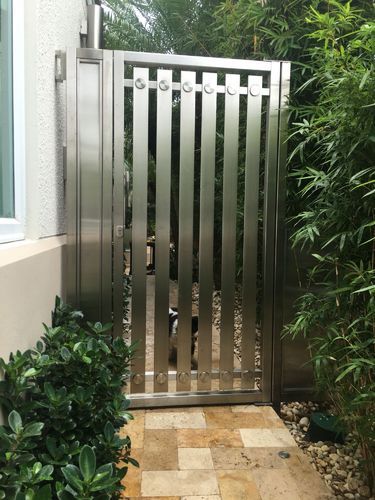 Stainless Steel ss gates, for Entrance of homes, factories, offices ...