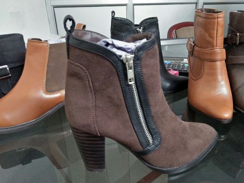Leather ladies casual boot, Size : 36 TO 41