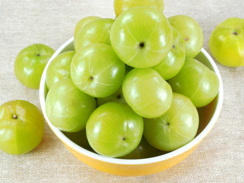 Common Fresh Amla, for Cooking, Hair Oil, Medicine, Murabba, Skin Products, Packaging Size : 5-20kg