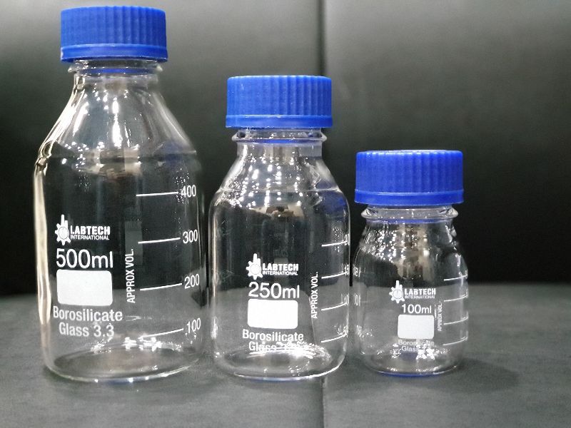 Borosilicate Glass 3.3 Laboratory Bottles, for Storing Liquid, Feature : Fine Quality, Light-weight