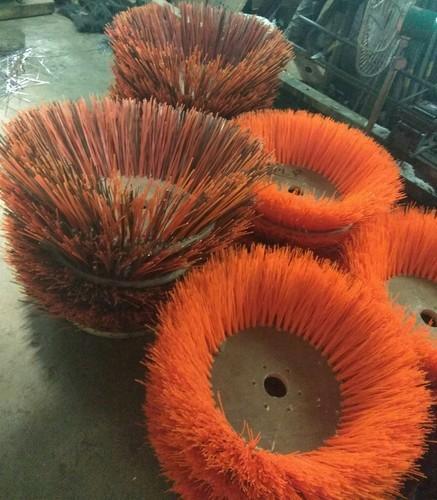 Jsst Road Cleaning Brush, Size : 250 mm / 2000 mm.