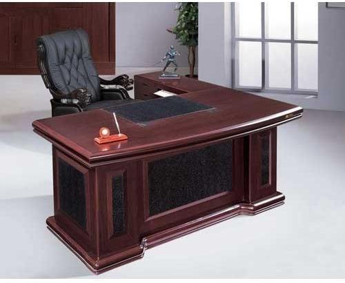 Polished Wooden Office Table, Feature : Easy To Place, Fine Finishing