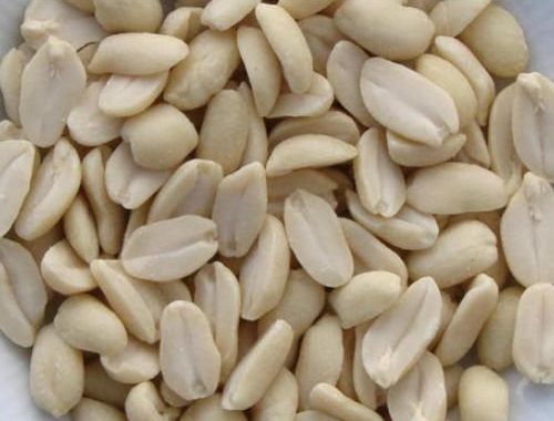 Split Peanut Kernels