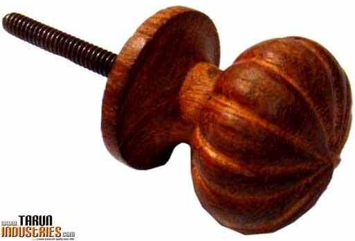 Polished Finished Wooden Knob 13, for Doors, Household, Feature : Attractive Pattern, Eco Friendly
