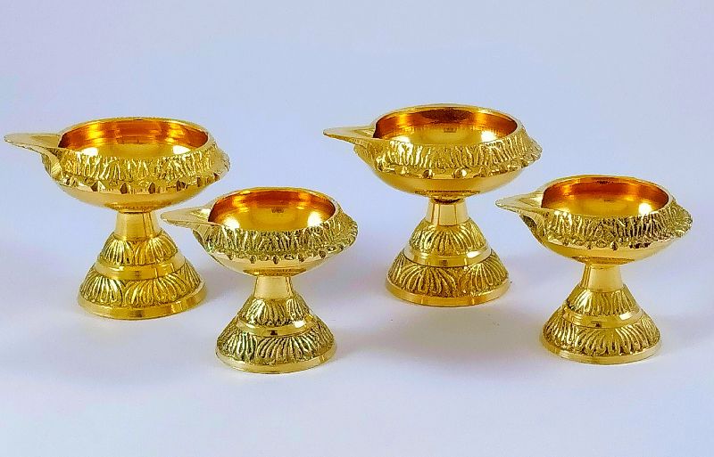 Polished Brass Diya, for Home Decor, Feature : Corrosion Proof, Fine Finishing