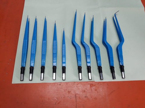 Plastic Polished Disposable Bipolar Forceps, for Clinic, Hospital, Feature : Corrosion Proof