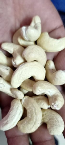  WW210 Cashew Nuts, Shelf Life : 3 months