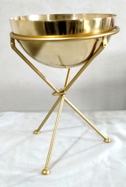 INDIA FURNITURE Round Polished Metal Nickel Plated Side Table, for Home, Hotel, Size : 32 X 32 X 44.50 CM