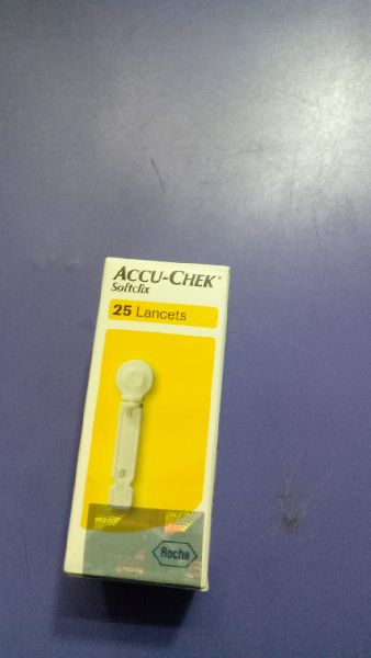 Plastic Accu Chek Lancets, for Medical