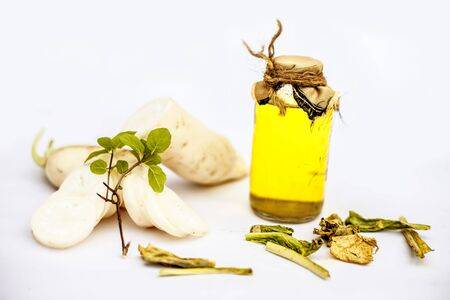 Radish seed oil