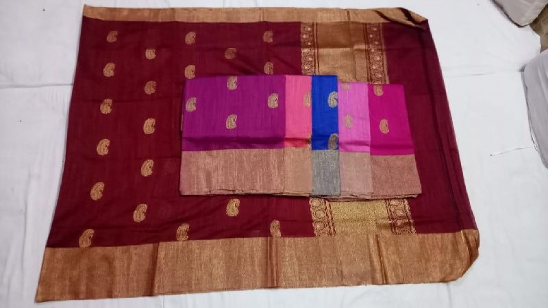 Silk Embroidered Banarasi Saree, Technics : Attractive Pattern, Handloom, Washed