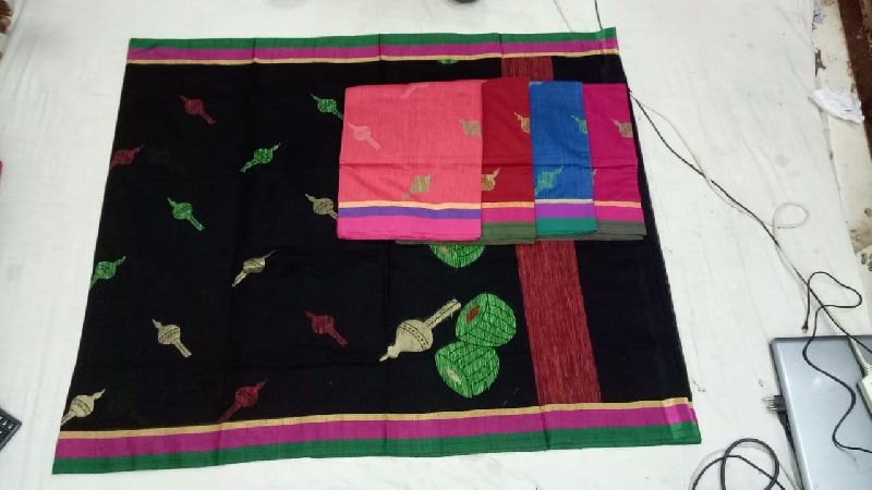 Silk Embroidered banarasi sarees, Technics : Yarn Dyed