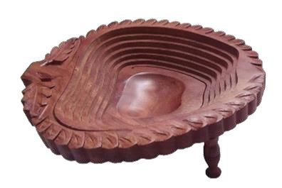 Wooden Apple Shaped Spring Tray, for Serving Use, Feature : Nice Design