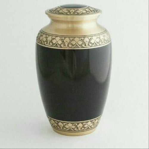 Plain Metal Antique Cremation Urn, Style : Amtique