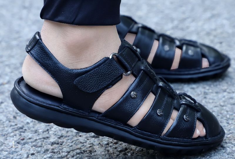 Update more than 74 all black leather sandals