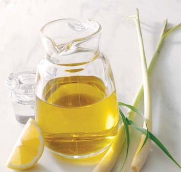 Organic Lemongrass Oil, for Muscle Pain, Reduce Body Aches, Feature : Aid Wound Care