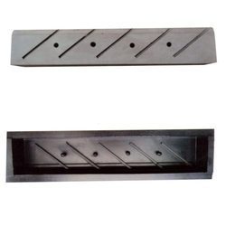 Rectangular Ventilator Rubber Moulds, Pattern Type : ZIg-Zag