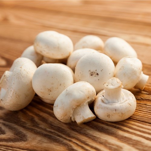 Organic Button Mushroom, for Cooking, Oil Extraction, Packaging Type : Plastic Bag