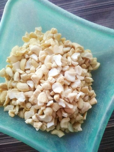Crushed Cashew Nuts