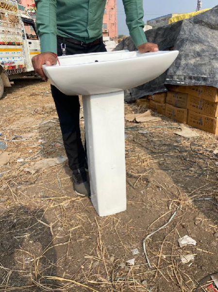 Polished Ceramic Sanitarywares, For Homes, Hotels, Offices, Feature : Automatic Operation, Concealed Tank