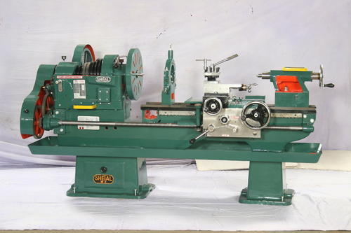 Semi-Automatic Conventional Lathe Machine