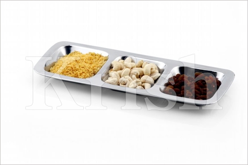 Round Stainless Steel 3 Compartment Long Tray, for Food Serving, Pattern : Plain