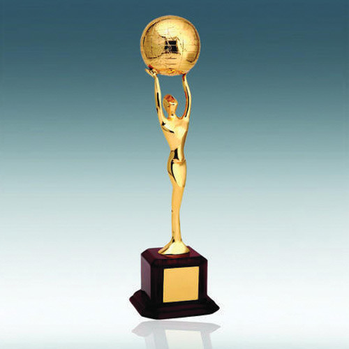 Brass gold trophy, Color : Brown, Golden (Gold Plated)