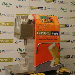 SGK Commercial Sugarcane Juice Machine, Capacity : 12 Glasses Per Minute