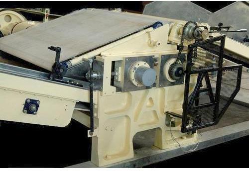 Iron Semi- Automatic tea processing machine, Voltage : 220 V