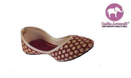 Traditional Designed Jutti, Size : 7-12