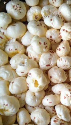 White Dried Makhana, Packaging Size : 10 kg