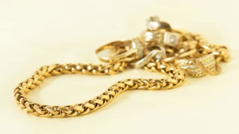 Polished Imitation Gold Chains, Packaging Type : Plastic Box, Plastic Packet