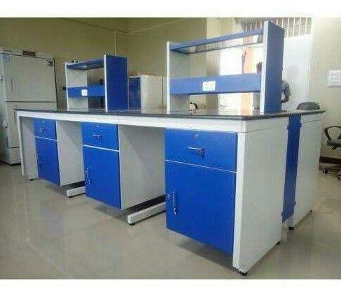 Laboratory Stainless Steel Table, Shape : Rectangular, Square