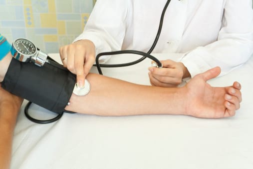 Manual Aneroid Sphygmomanometer, for Blood Pressure Reading, Voltage : 3-6VDC